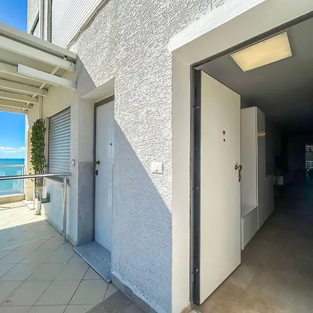 Duplex 780 - Two Floors, Terrace & Seaview Apartment *