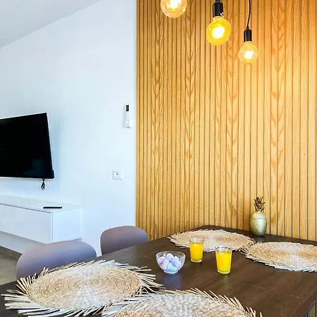 Duplex 780 - Two Floors, Terrace & Seaview