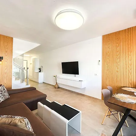 Duplex 780 - Two Floors, Terrace & Seaview Apartment *